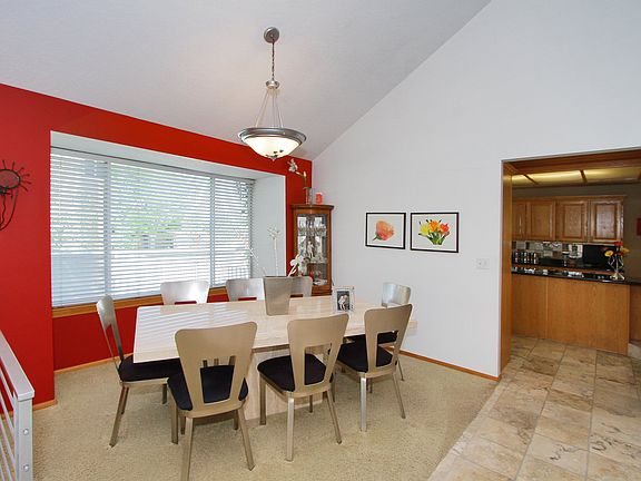 4th image of 2811 E Pine View Dr