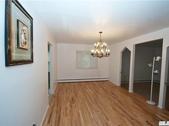 3rd image of 19 Gaynor Ave