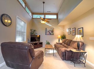 525B S 3rd St, Jacksonville, OR