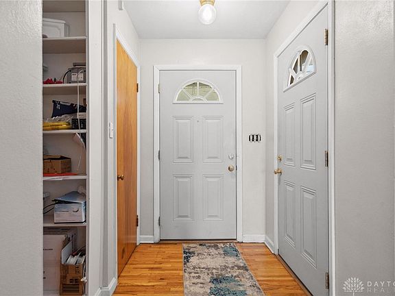 5th image of 807 N Market St