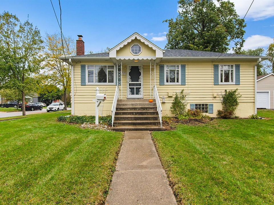 1st image of 3033 171st St