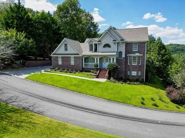 250 Paradise Dr, Rocky Face, GA 30740