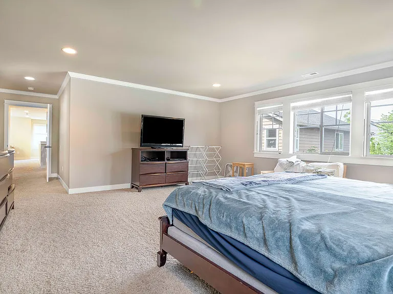 19728 Filbert Dr — Photo 11