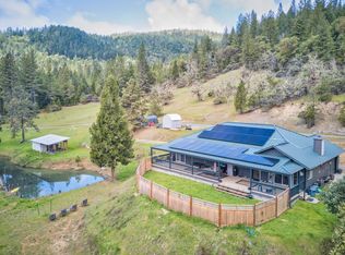 583 King Mountain Trl, Wolf Creek, OR 97497