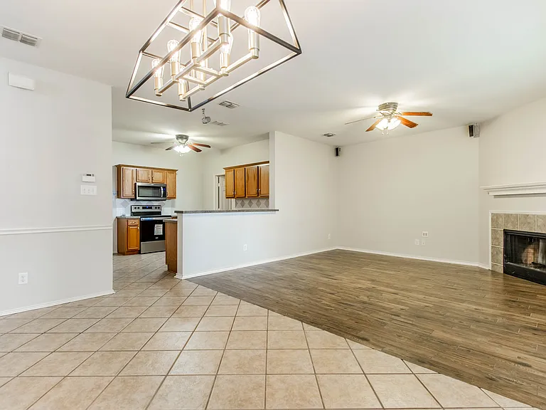 11812 Wispwillow Dr — Photo 13