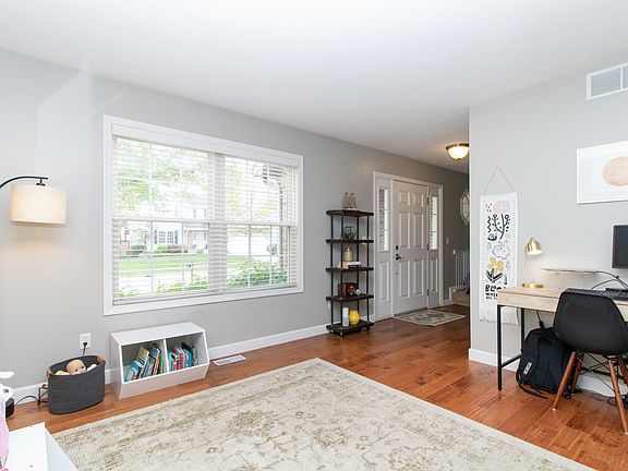 3rd image of 308 Waterford Estates Dr