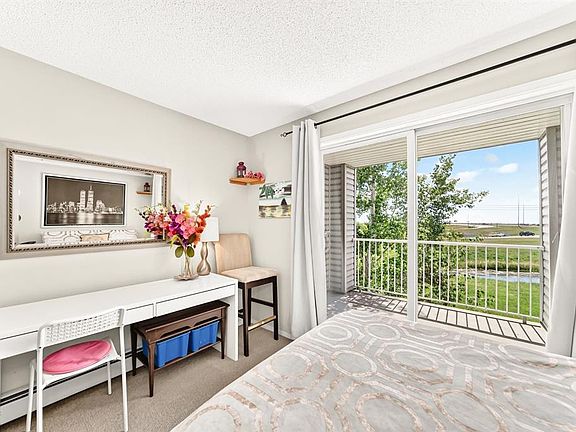 5th image of 1620 SW 70th St SE #4310