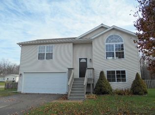 8203 Lockerbie Rd, Parma, MI 49269