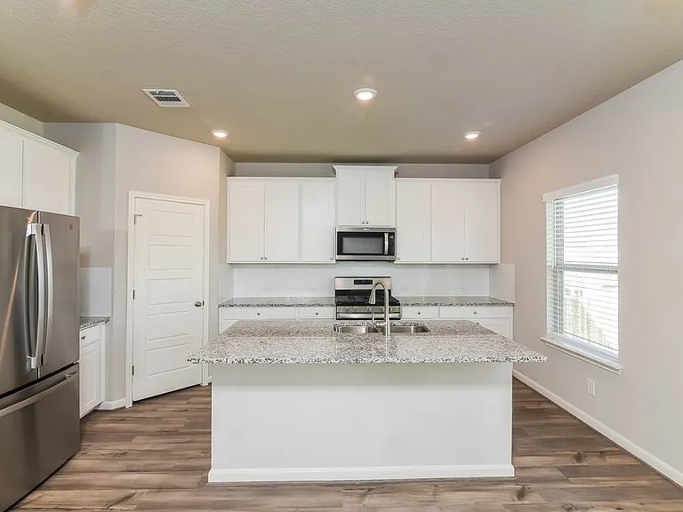 13211 Braxon Pass — Photo 8