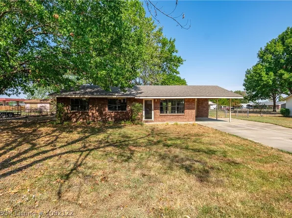 102 Cesar St, Pocola, OK 74902