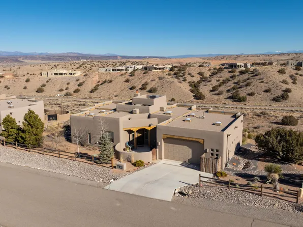10 Pueblo Bonito Rd, Placitas, NM 87043