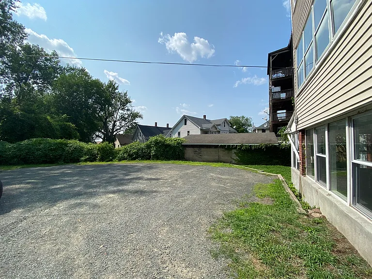 174 Fort Pleasant Ave #B — Photo 18