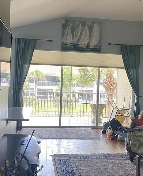 1405 Tiffany Ln #1408 — Photo 4