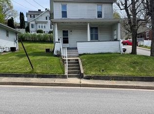 42 Monroe Ave, Wheeling, WV 26003