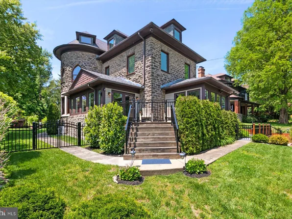 139 Pelham Rd, Philadelphia, PA 19119