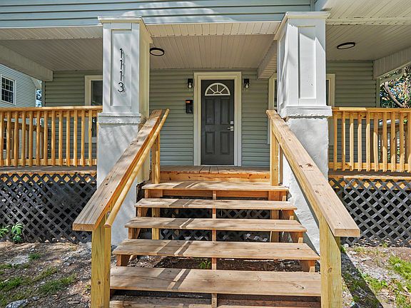 4th image of 1113 W Lynn Street
