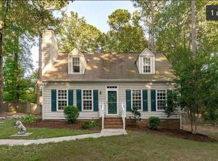 2613 New Oxford Dr, Apex, NC 27539