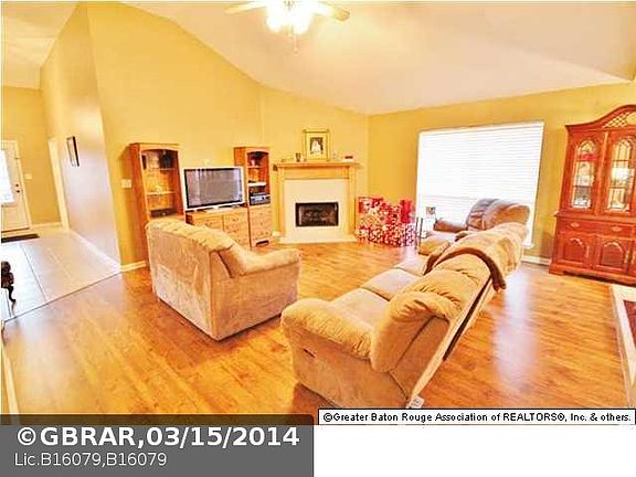 2nd image of 23669 Parkland Ave