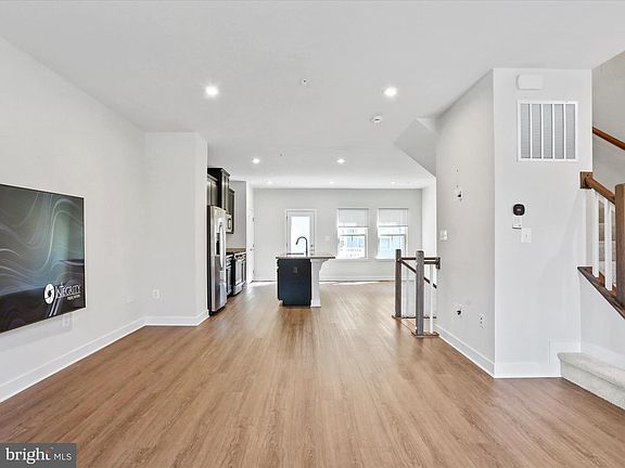 5th image of 6004 Bellamy Oaks Pl