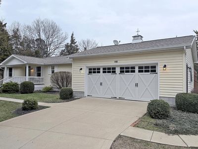 110 Pickerel Dr, Kelleys Island, OH, 43438