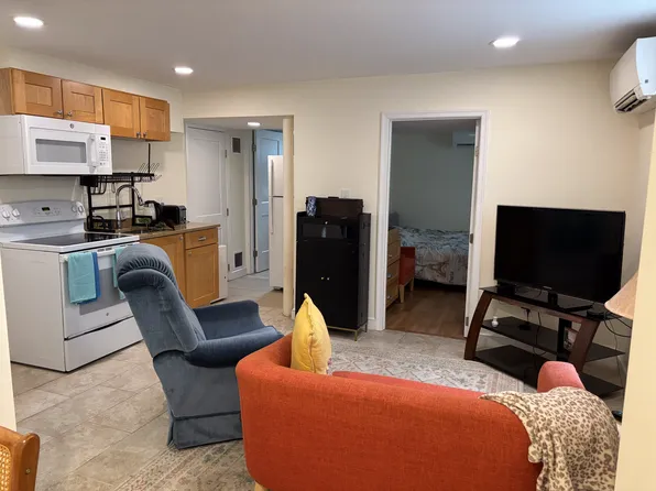 9114 Walden Rd #1, Silver Spring, MD 20901