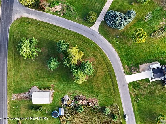 4th image of 500-2 Lakeside Dr