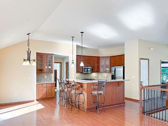 5th image of 3618 N 112th St