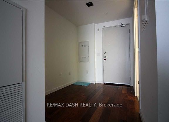2nd image of 32 Trolley Cres Unit 802