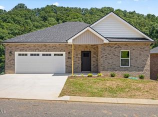 155 Quiet Stroll Ln, Gray, TN 37615