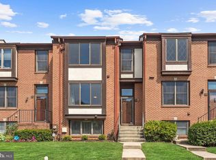 30 Rhodes Pl, Lutherville Timonium, MD 21093