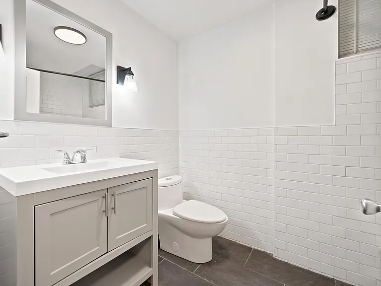 1712 Mount Vernon St #1RR — Photo 8