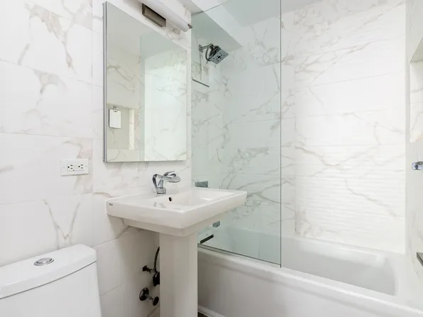 5700 Arlington Avenue image 20 of 37