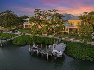 621 Inlet Waters Cir, Jupiter, FL 33477