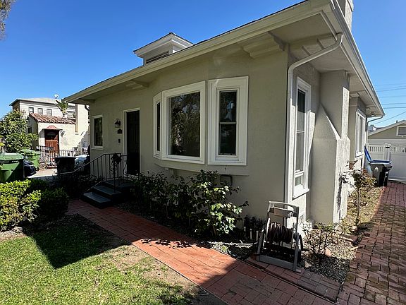 2nd image of 1128 S La Peer Dr