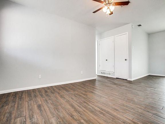 4th image of 924 Miranda Dr