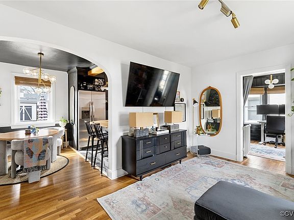 5th image of 4 E 35th St