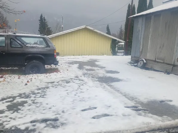 1st St, Stevenson, WA 98648