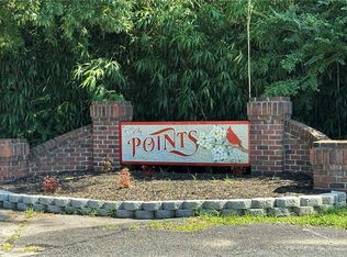 7735 The Points Pl #904, Gloucester Point, VA 23062