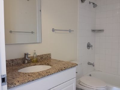 1st image of 1250 N Dearborn St APT 21D