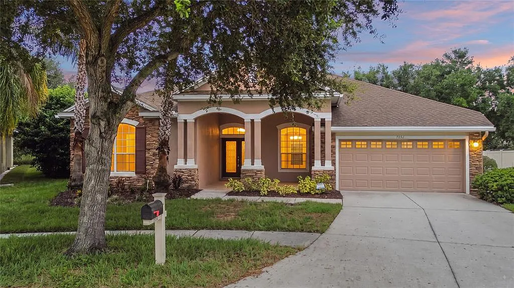 4 bed, 3.0 bath, 2749 sqft, $3,700 — Photo 1