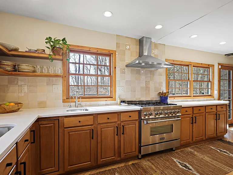 13915 Piscataway Dr — Photo 14