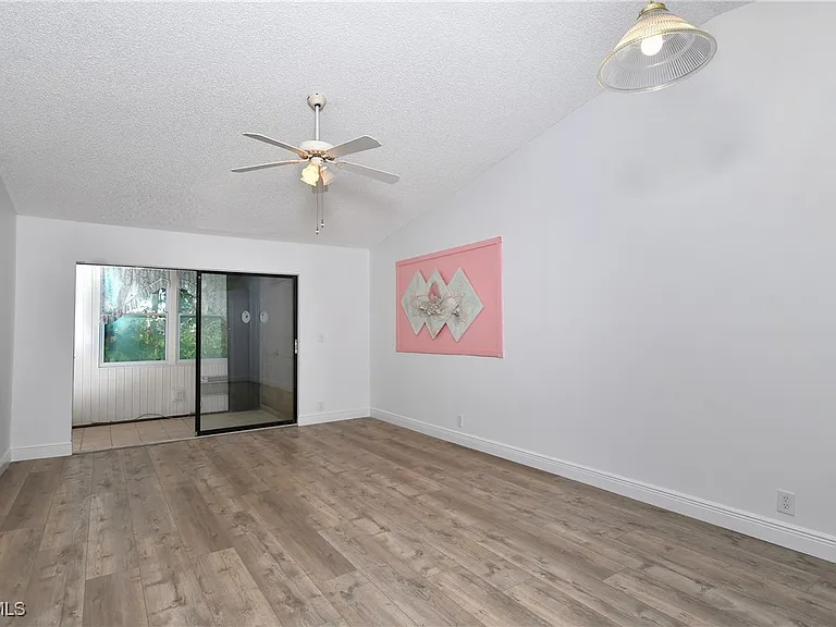 17502 Island Inlet Ct — Photo 12