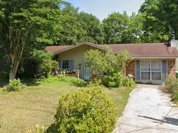 9116 Warbler Ave, Ocean Springs, MS 39564