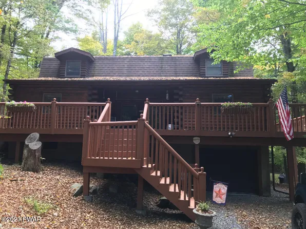 105 Cedar Ln, Greentown, PA 18426