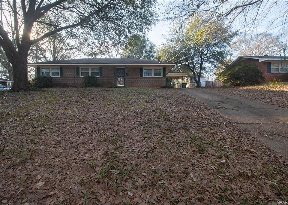 1st image of 720 Marquette Dr