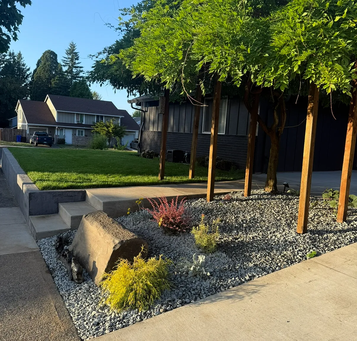 3 bed, 1.5 bath, 1080 sqft, $2,500 — Photo 1