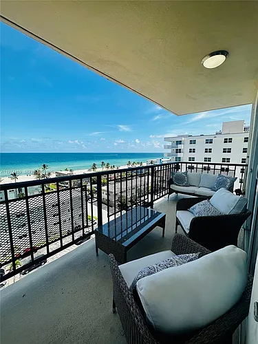 1501 S Ocean Dr Photo 1