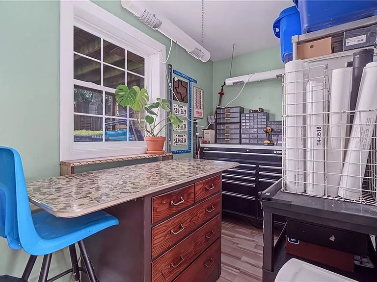 45 Oakwood Ave — Photo 32