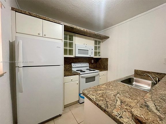 3rd image of 6116 SW 62nd Ter APT 2