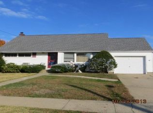 3577 Verona Pl, Seaford, NY 11783
